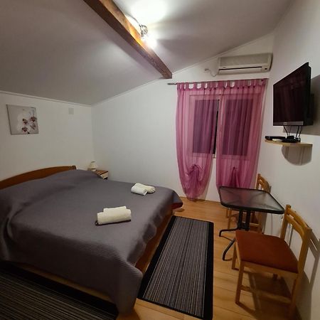 Camp Krka Ξενοδοχείο Lozovac Εξωτερικό φωτογραφία