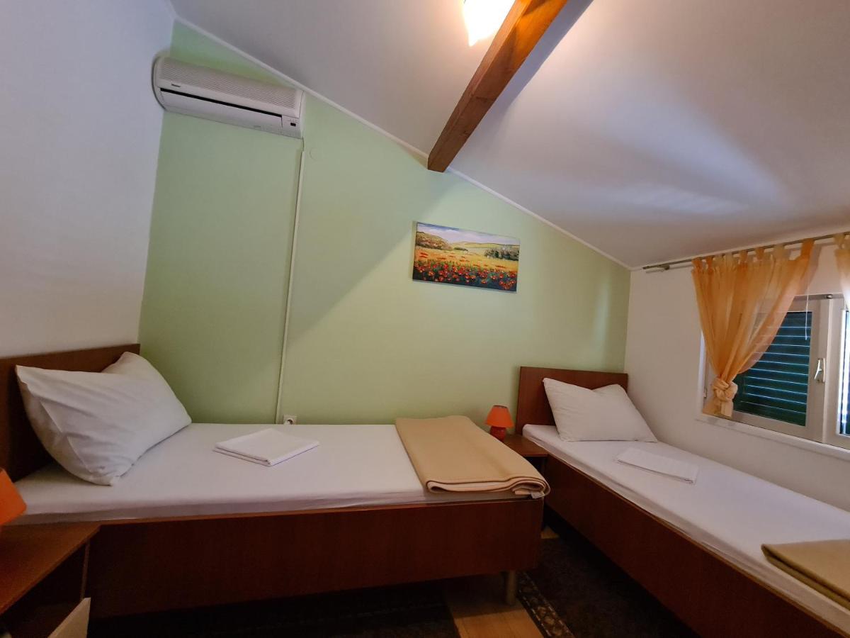 Camp Krka Ξενοδοχείο Lozovac Εξωτερικό φωτογραφία